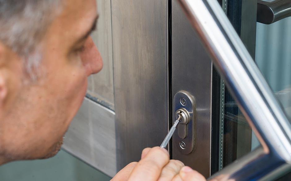 tarif serrurier ouverture de porte Issy-les-Moulineaux